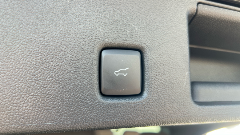 Ford Kuga 2.5 FHEV ST-Line 5dr CVT Hybrid Estate